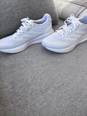 adidas Women's Run Falcon 5 White Athletic Running Shoes